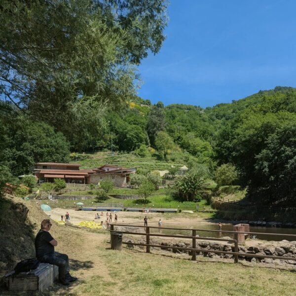 Praia da Cova: A River Beach in the Heart of the Ribeira Sacra