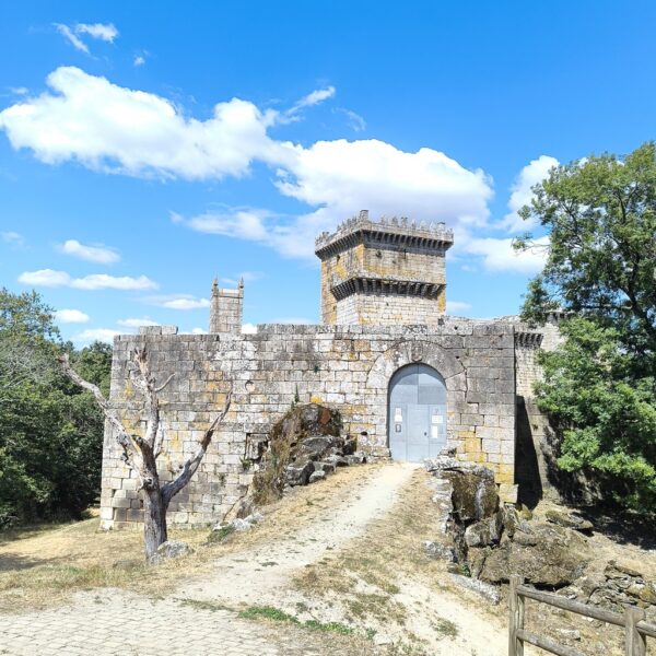 Castillo de Pambre: A Medieval Castle in Rural Lugo